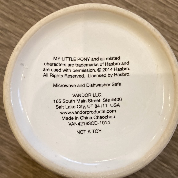 My Little Pony Cup 4” X 3 1/2 - Picture 5 of 5